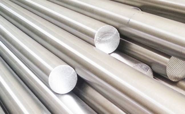 Selecting the Right Tubing: Alloy 20 vs. 4130 for Industrial Needs