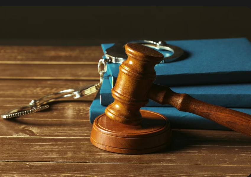 criminal defense lawyer